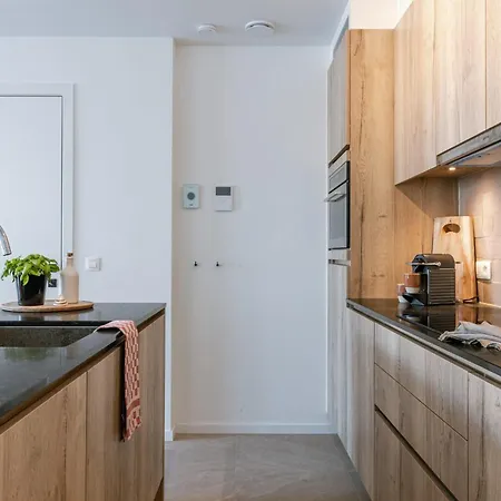 Apartment Huswell - With Pool, Parking & Private *