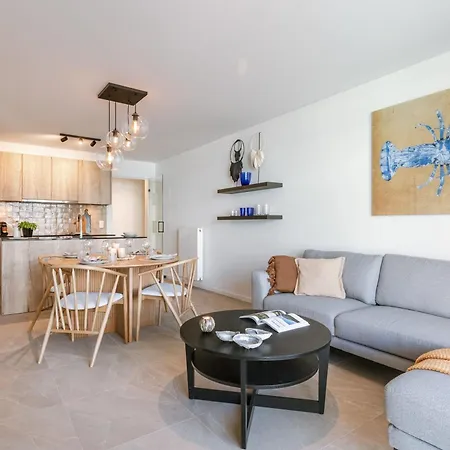 Apartment Huswell - With Pool, Parking & Private *